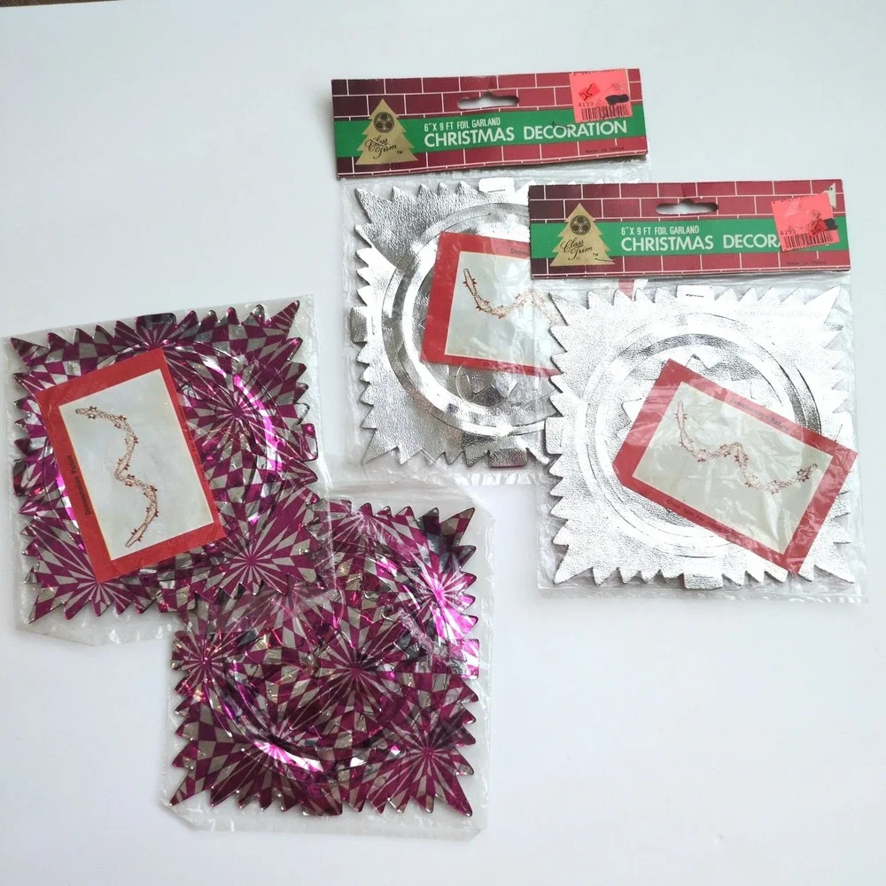 Vtg Metallic Pull Out Christmas Garland Class Trim Foil Silver Pink Decoration